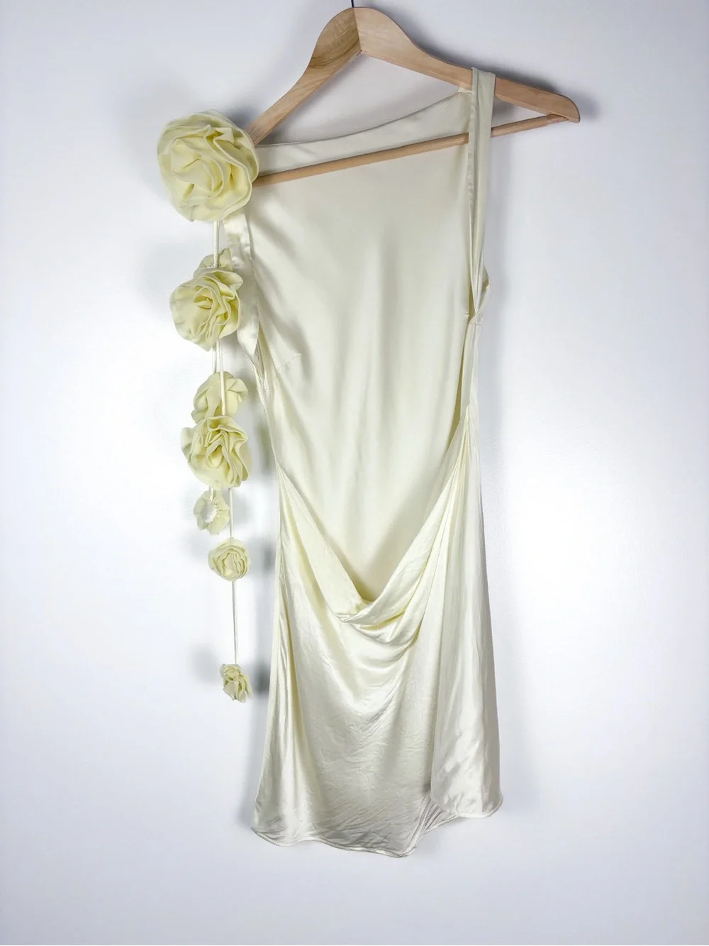 ✨SOLD Lovers + Friends Mariam Butter Yellow Satin 3D Rosette Backless Mini Dress - Picture 8 of 11